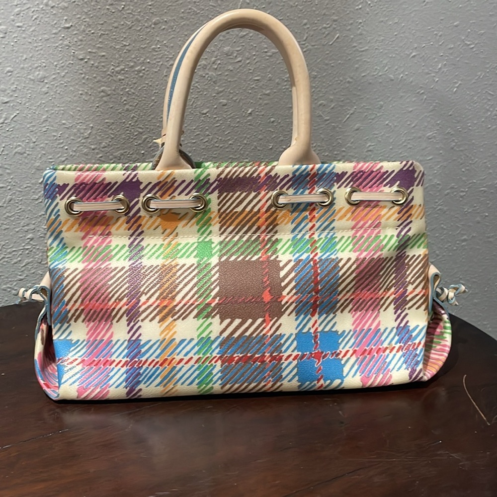 Authentic Dooney & Bourke 13 x 7 x 11 excellent preloved condition 💕 - Picture 3 of 11